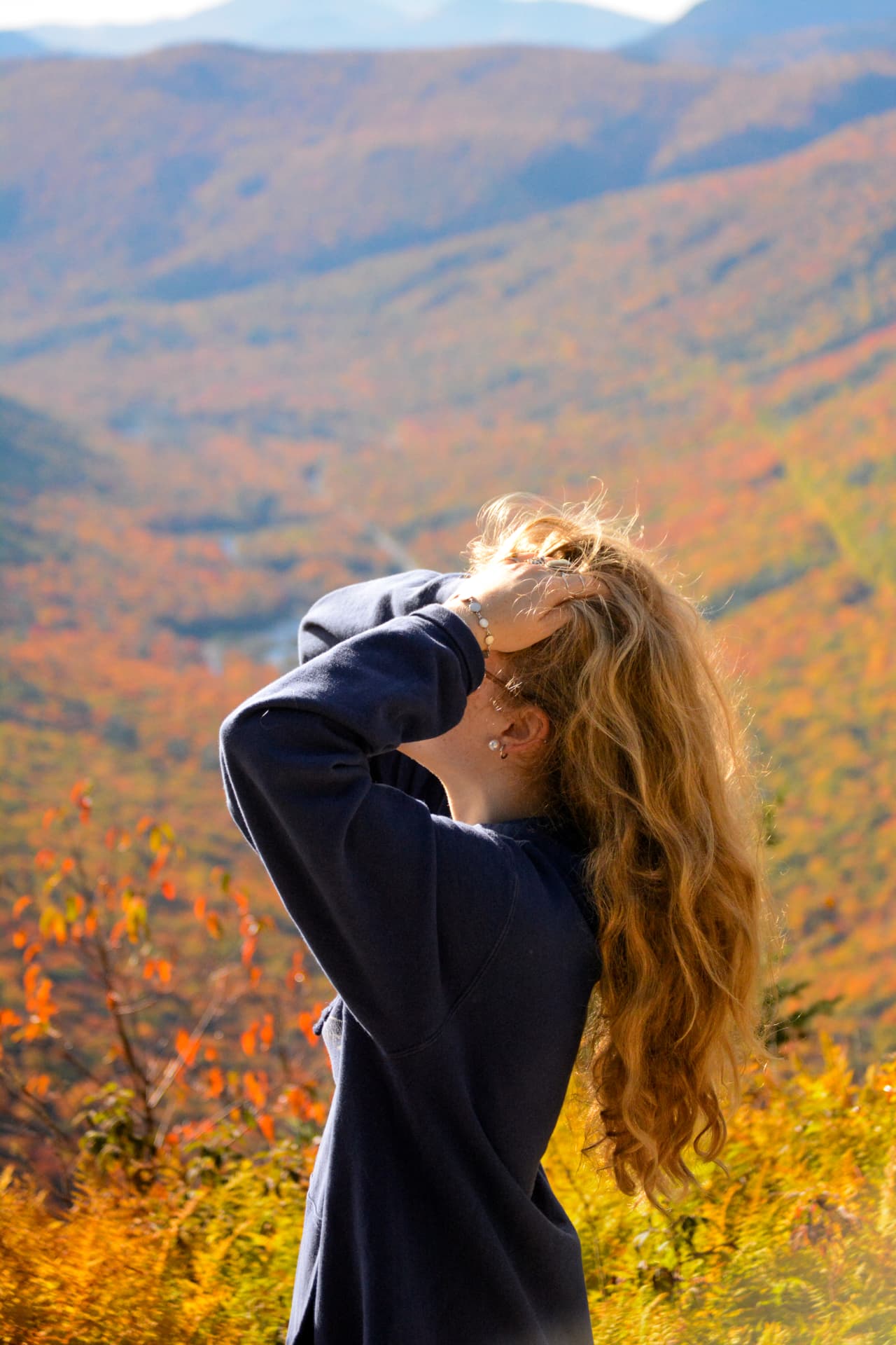 A quiet moment above the valley